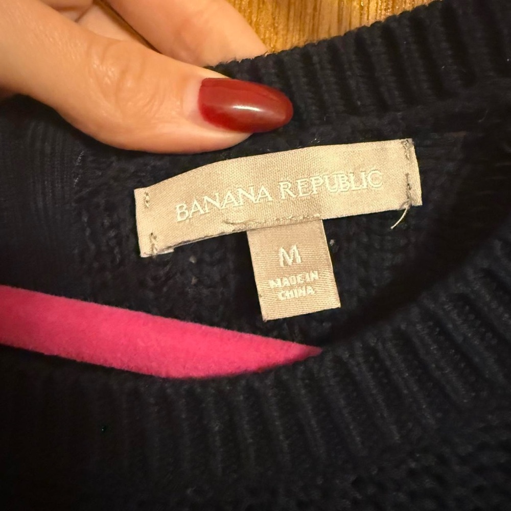 Banana Republic Dark Blue Crew Neck Cable Knit Pullover Sweater - Picture 2 of 5